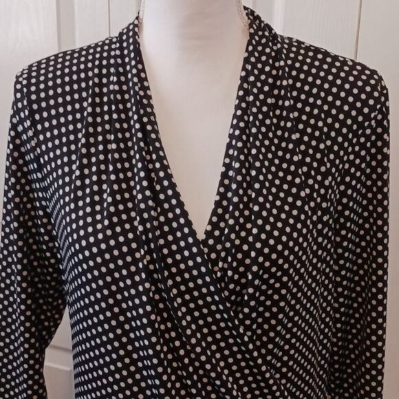 Max Studio Black & White Polka-Dot Surplice Ruched Waist Midi Dress Size L - Picture 10 of 16